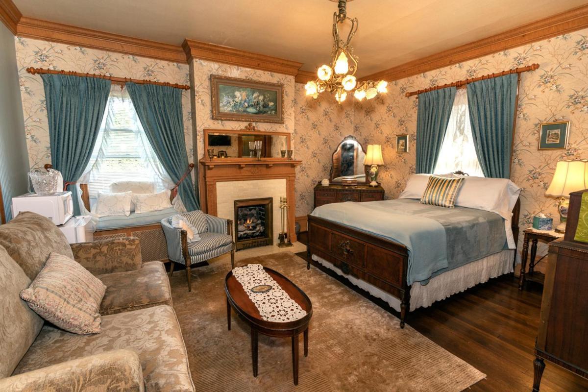 South Broadway Manor B&B - Near Fallingwater, Ohiopyle State Park, Hiking & Biking Trails Gap Scottdale Exterior foto