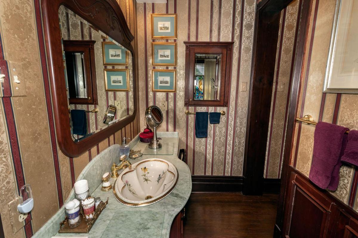 South Broadway Manor B&B - Near Fallingwater, Ohiopyle State Park, Hiking & Biking Trails Gap Scottdale Exterior foto