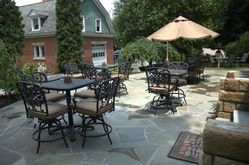 South Broadway Manor B&B - Near Fallingwater, Ohiopyle State Park, Hiking & Biking Trails Gap Scottdale Exterior foto